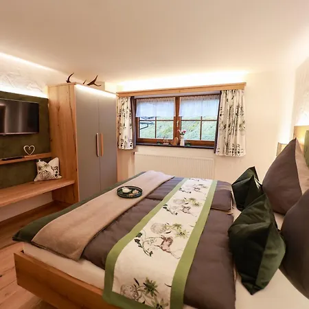 Apartment Schusterhaeusl *